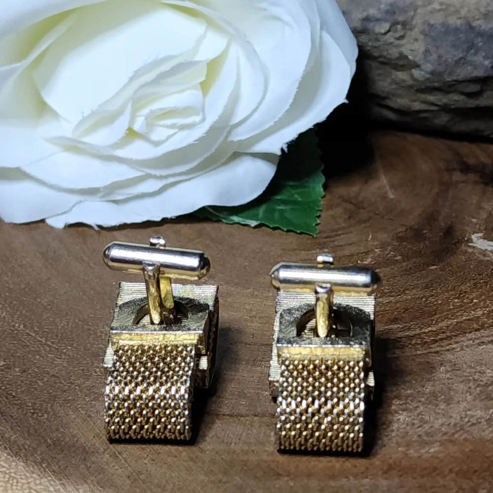Vintage RARE Gold Tone Mesh Wrap Cufflinks Faux Topaz Citrine Colored Gemstones